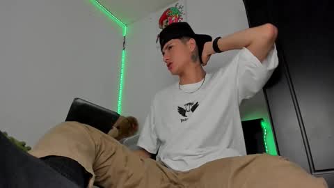 mateo_escobar online show from 19, 12, 2025