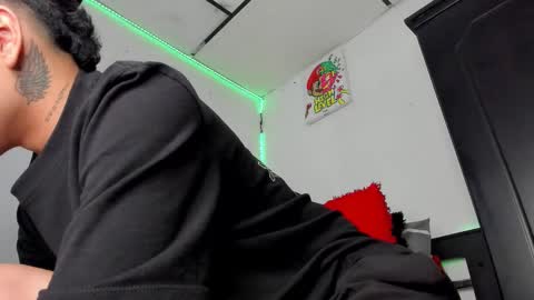 mateo_escobar online show from 23, 12, 2025