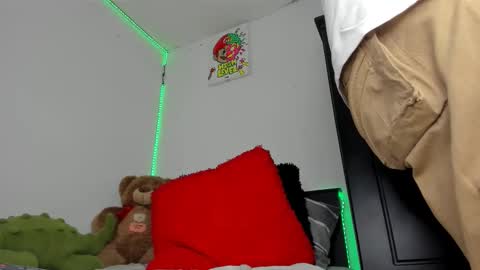 mateo_escobar online show from 11, 1, 2026