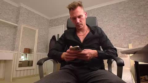 Snapshot of mateobenjamin chatting on 6, 12, 2024 MateoBenjamin online show from 6, 12, 2024