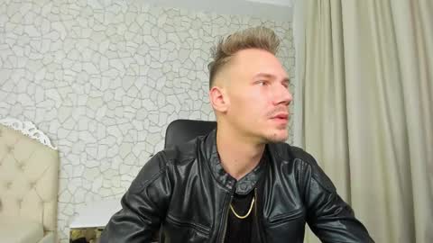 Snapshot of mateobenjamin chatting on 21, 12, 2024 MateoBenjamin online show from 21, 12, 2024