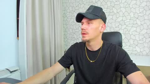 Snapshot of mateobenjamin chatting on 20, 1, 2025 MateoBenjamin online show from 20, 1, 2025