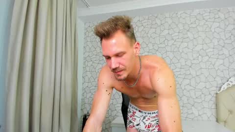 Snapshot of mateobenjamin chatting on 28, 1, 2025 MateoBenjamin online show from 28, 1, 2025