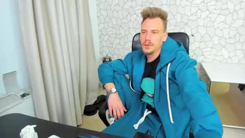 Snapshot of mateobenjamin chatting on 30, 1, 2025 MateoBenjamin online show from 30, 1, 2025