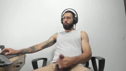 Matheus     online show from 31, 12, 2024