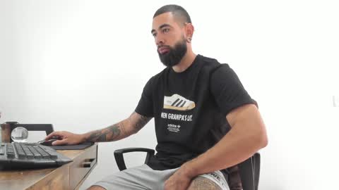 Matheus     online show from 30, 1, 2025