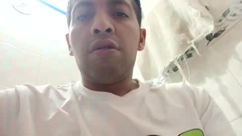 Snapshot of mathew_sexboy chatting on 27, 10, 2025 mathew_sexboy online show from 27, 10, 2025