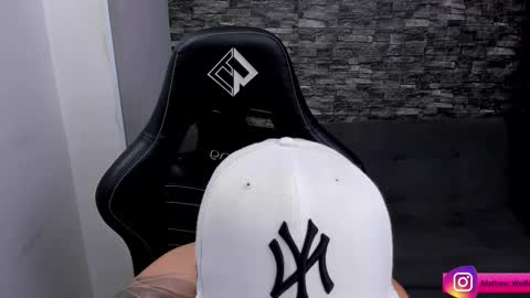 Mathew Independent model online show from 18, 12, 2025