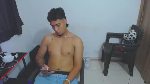 Snapshot of matias_bianco01 chatting on 10, 3, 2025 matias online show from 10, 3, 2025