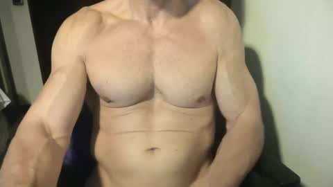 MatiasMatureMuscle online show from 16, 3, 2026