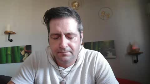 Snapshot of matrike1 chatting on 26, 1, 2025 matrike1 online show from 26, 1, 2025