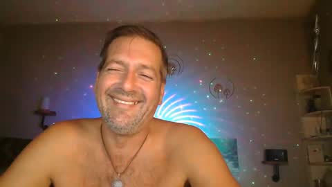 Snapshot of matrike1 chatting on 8, 10, 2025 matrike1 online show from 8, 10, 2025