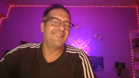 Snapshot of matrike1 chatting on 7, 11, 2025 matrike1 online show from 7, 11, 2025