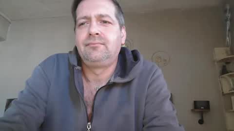 Snapshot of matrike1 chatting on 1, 3, 2026 matrike1 online show from 1, 3, 2026