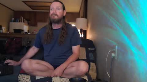 Snapshot of matross43 chatting on 25, 11, 2025 matross43 online show from 25, 11, 2025