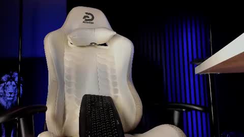 Snapshot of matt_thestud chatting on 5, 7, 2026 Matt online show from 5, 7, 2026