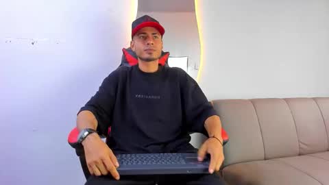 Matthew online show from 16, 12, 2025