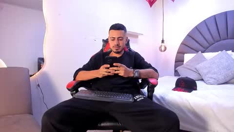 Matthew online show from 25, 3, 2026