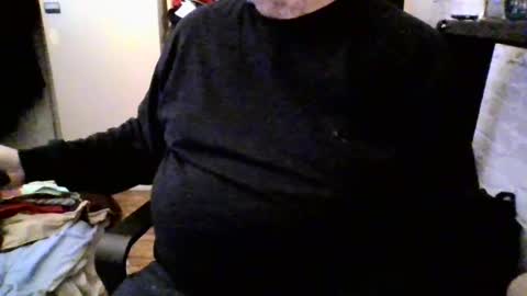 Snapshot of mattnudist chatting on 4, 3, 2025 Matt online show from 4, 3, 2025