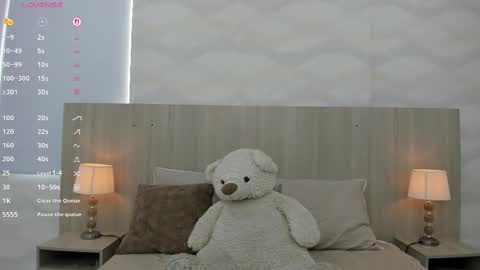 Snapshot of mature_marce chatting on 27, 10, 2025 Marce online show from 27, 10, 2025