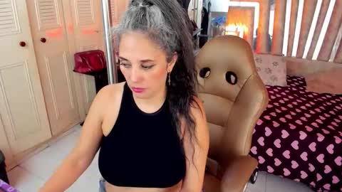 Sexy Hot Mature Sophy online show from 8, 5, 2026