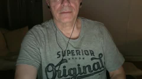 Snapshot of maturehotman chatting on 10, 1, 2025 maturehotman online show from 10, 1, 2025