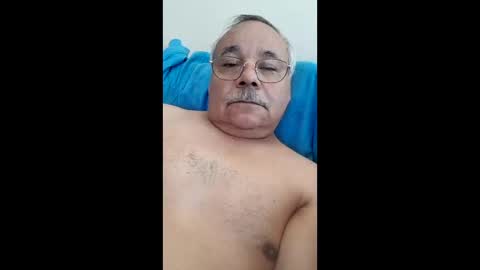 Snapshot of maturemenhot_6969 chatting on 2, 3, 2026 maturemenhot_6969 online show from 2, 3, 2026