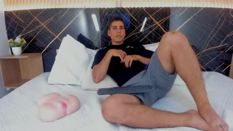 mauro_boy online show from 1, 6, 2026