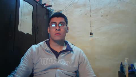 Snapshot of maurodirty chatting on 23, 2, 2025 Mauro online show from 23, 2, 2025