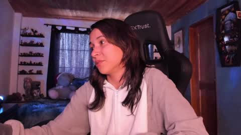 Snapshot of mavis_fuentes chatting on 14, 12, 2024 Hilary online show from 14, 12, 2024