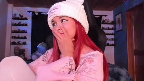 Snapshot of mavis_fuentes chatting on 15, 12, 2024 Hilary online show from 15, 12, 2024