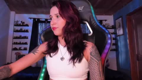 Snapshot of mavis_fuentes chatting on 15, 1, 2025 Hilary online show from 15, 1, 2025