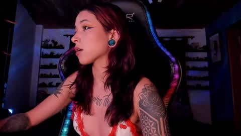 Snapshot of mavis_fuentes chatting on 13, 2, 2025 Hilary online show from 13, 2, 2025