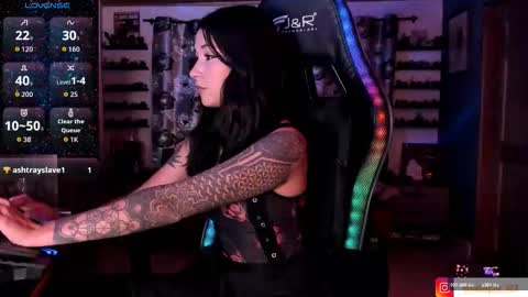 Snapshot of mavis_fuentes chatting on 3, 12, 2025 Hilary online show from 3, 12, 2025