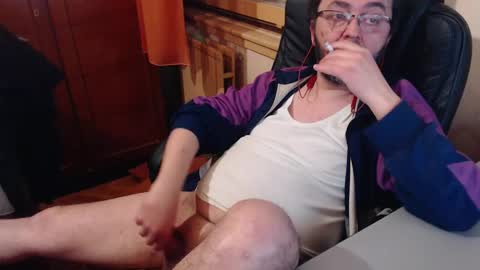 Snapshot of max818k chatting on 4, 1, 2025 Max online show from 4, 1, 2025