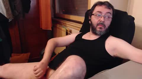 Snapshot of max818k chatting on 14, 10, 2025 Max online show from 14, 10, 2025