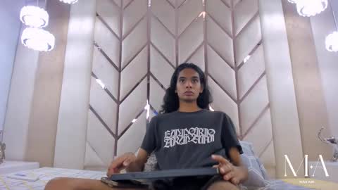 MAX online show from 10, 1, 2026