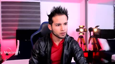 Max Conor online show from 6, 3, 2025