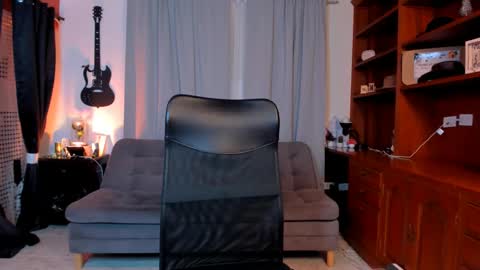 Snapshot of max_dic1 chatting on 29, 1, 2025 max D. online show from 29, 1, 2025