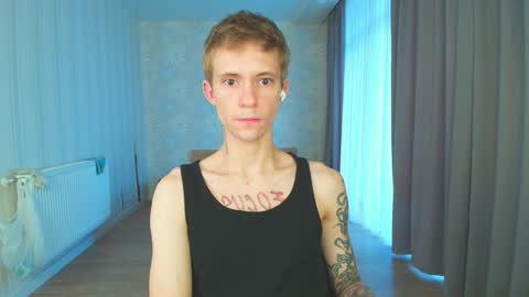 Max Gen with tats 24years  And Ethan without tats 20 years online show from 9, 12, 2024