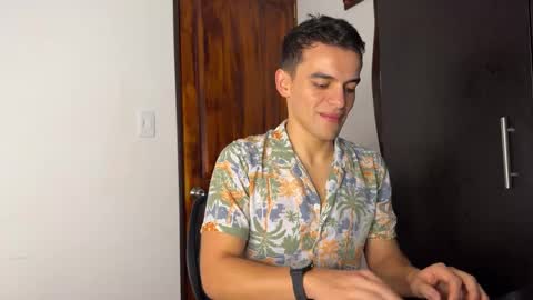 Max Lancaster online show from 7, 12, 2024