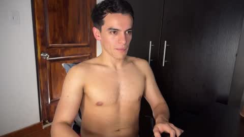 Max Lancaster online show from 12, 2, 2025