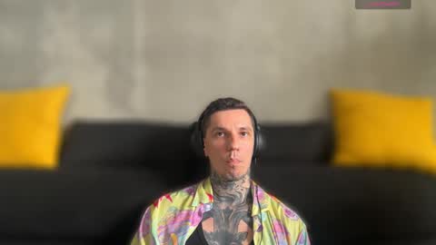    online show from 12, 9, 2025