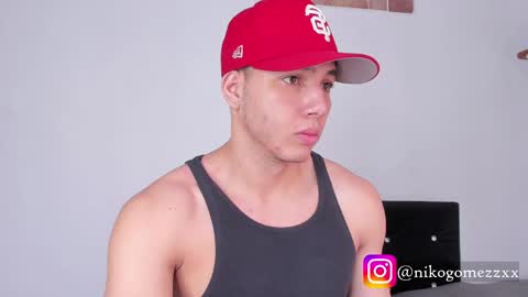 Snapshot of max_valiant chatting on 29, 9, 2025 max online show from 29, 9, 2025