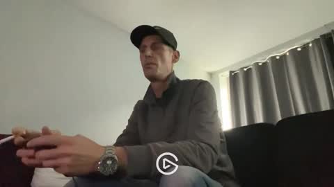 Snapshot of maxbose666 chatting on 10, 11, 2025 Max online show from 10, 11, 2025