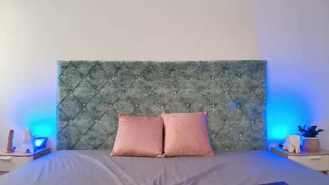 M A X F R O S T   online show from 20, 12, 2025