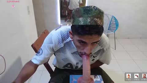 Snapshot of maxi_dick33 chatting on 6, 1, 2026 maxi dick online show from 6, 1, 2026