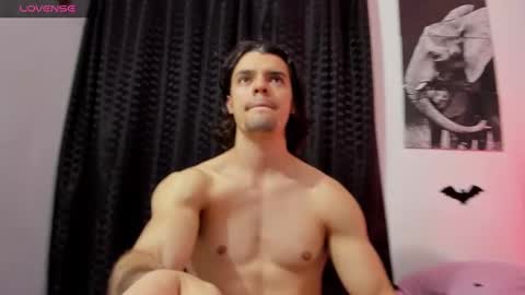 Snapshot of maxi_styles chatting on 3, 12, 2024 Alex online show from 3, 12, 2024