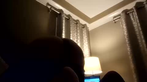 Snapshot of maxichaud chatting on 18, 10, 2025 Maxichaud online show from 18, 10, 2025