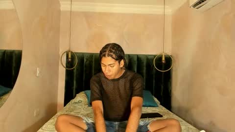 maxim online show from 25, 11, 2025